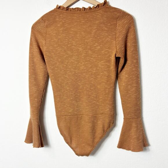 FREE PEOPLE JACKIE BODYSUIT WOMEN LONG SLEEVE SMALL BODYSUIT BROWN TOP FALL - Picture 2 of 5